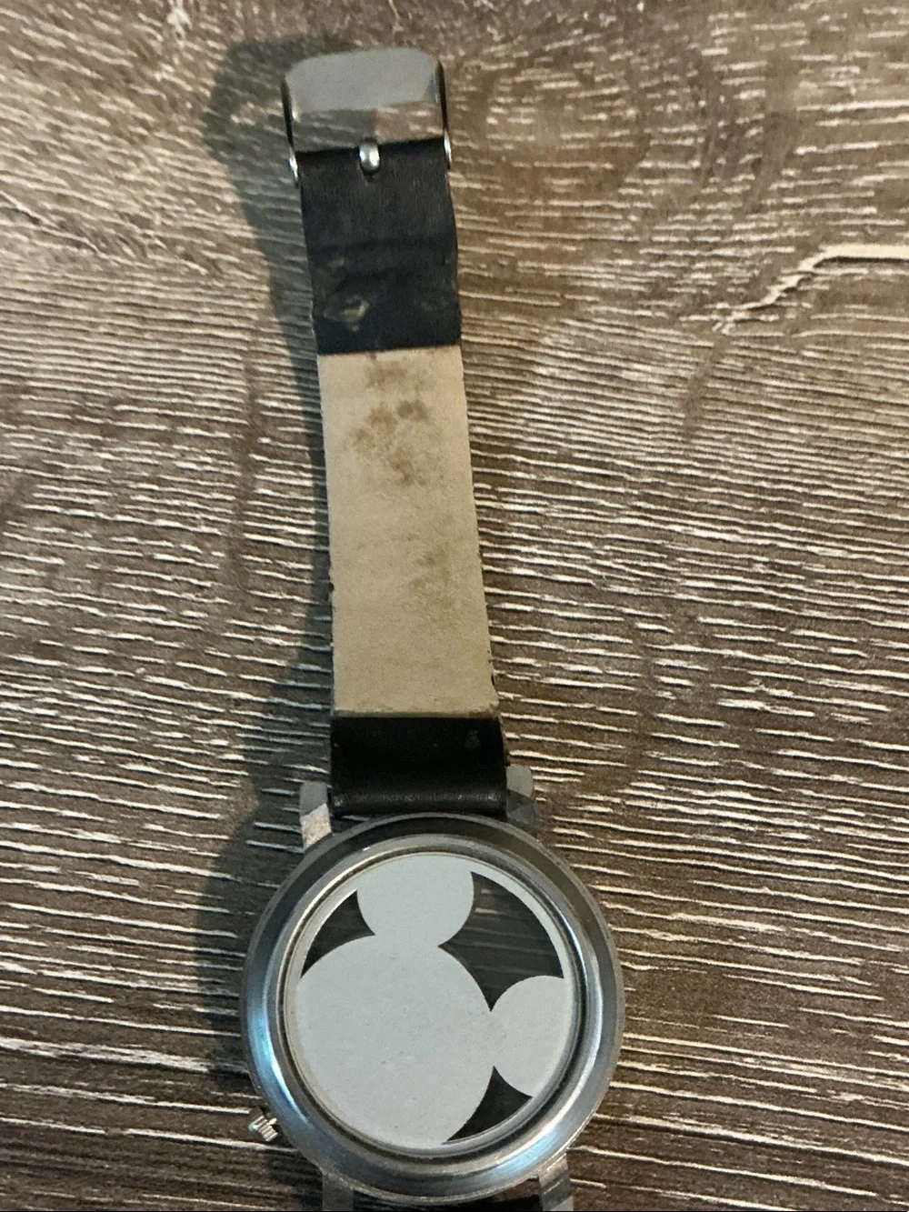 Mickey Mouse Vintage Disney Character Wristwatch PLUS Black Modern Watch